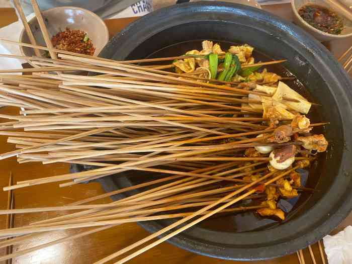 大脚盆串串(锦江学院店)-"去彭山玩儿,提前在点评上发现这家店在酒店.