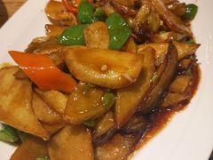 地三鲜-關東雪东北菜(中庚漫游城店)