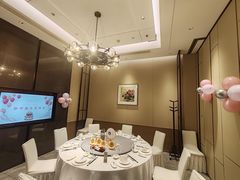 -泓历皇朝酒店(东亭店)