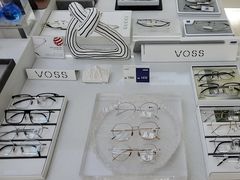 -视野联行眼镜·蔡司·尼康战略合作店(城西银泰店)