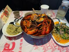 -肥肥虾庄·金牌油焖大虾(汉街SKP店)