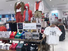 -优衣库(昆明七彩METOWN购物中心店)