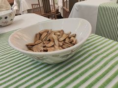 -桂满陇·手作小笼包&江南叫花鸡(中山公园店)