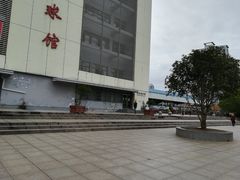-英派斯健身游泳馆