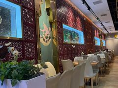 -香巴拉云南餐厅(华莱坞店)