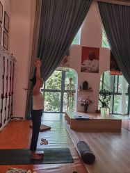 -成都阿难陀艾扬格瑜伽中心