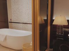 -兰州皇冠假日酒店