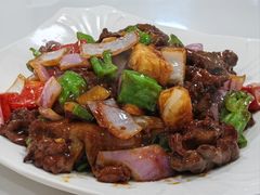 -余杨鸭鸭餐厅
