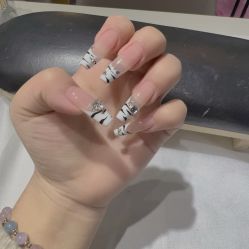 -Nail Me美甲美睫
