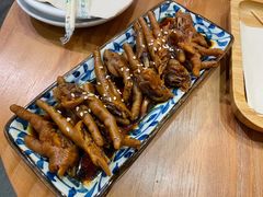 秘制卤小鸡脚-古乡居甜品(大信店)