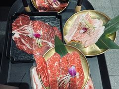 -何发发和牛烧肉·鳗鱼榴莲放题自助(乐峰广场店)