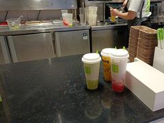 -奈雪的茶(亨特国际广场店)