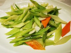 百合炒西芹-和记小菜(大宁店)