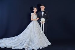 -太郎花子婚纱摄影艺术中心