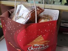 -红宝石·鲜奶小方·海派西点房(南丹店)