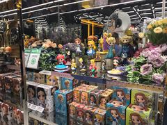 -泡泡玛特POPMART(侨福芳草地店)