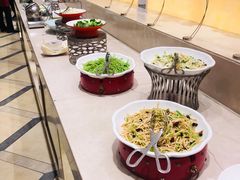 自助取餐区-武汉融通中南花园酒店·戈美西餐厅