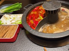 -晓宇重庆火锅(西安荟聚店)