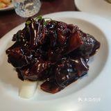 小牛肉，麻辣烫和牛河 豆腐嫩嫩的，蟹黄味很重
