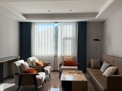 -喀纳斯鸿福生态度假酒店