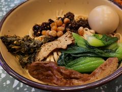 炸酱卤捞面-流浪地图剁椒卤汁拌饭(未来城购物广场店)