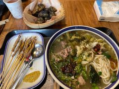 -云阿蛮云南生烫牛肉米线(奉贤路店)