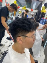 -乾健·烫染·接发SALON