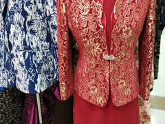 -小赵服装加工部(北中路328弄小区店)