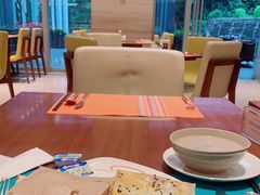 -月色西餐厅·海鲜刺身·烧烤(科学城保利郡雅酒店)