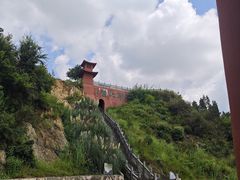 -彩色沙林风景区