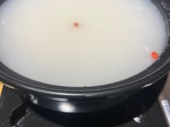 -牛牛和牛海鲜粥底火锅(长虹国际城店)