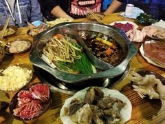 鸳鸯锅-岗上渣渣老火锅(两路口店)