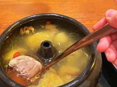 云南经典汽锅鸡-云海肴·汽锅鸡·云南菜(苏州中心店)