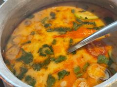 -大头虾越式风味餐厅(光明广场店)