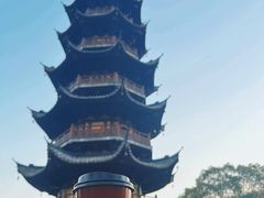 -龙华寺
