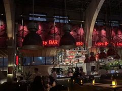 -FOUR PLAY BAR