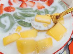 士多啤梨芒果绿茶拉面-甜心妈妈·榴莲星级糖水(北京路总店)