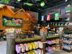 -三只松鼠生活馆(芜湖弋江金鹰店)