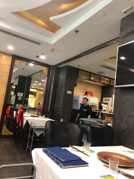 东来顺饭庄(apm总店)大堂图片