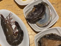 -雍和会海鲜姿造自助(湖东路店)