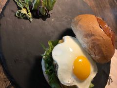 经典芝士汉堡-HIGH FIVE哈福手工汉堡(桂林路店)