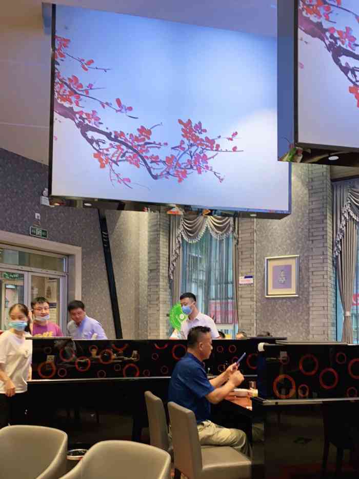 正兴蜀园(南大街店)-"经理态度极差,很高傲,整得店是他家开的似.