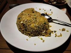 -臻鲜燕海鲜融合餐厅(金陵style店)