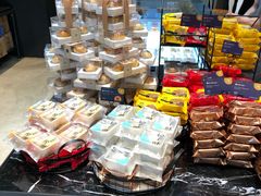 零售区-皇冠幸福里动物奶油生日蛋糕(万达店)