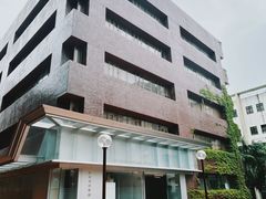 -香港大学