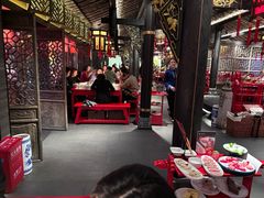 -小龙翻大江文化火锅(宽窄店)