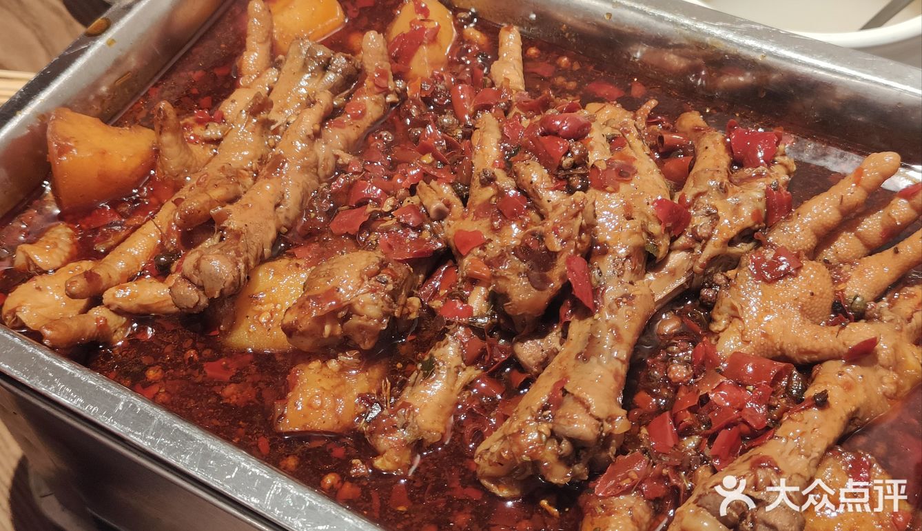 来新街口这家江湖菜馆带你一秒穿越山城🌶️