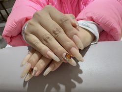 -瞧·享轻奢美甲美睫