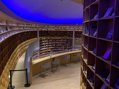 -新华文创·光的空间
