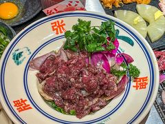 -张牌牌·东北烤肉小吃市集(金楠天街店)